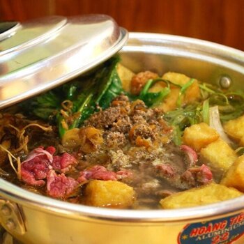 Lẩu riêu cua sườn sụn bắp bò