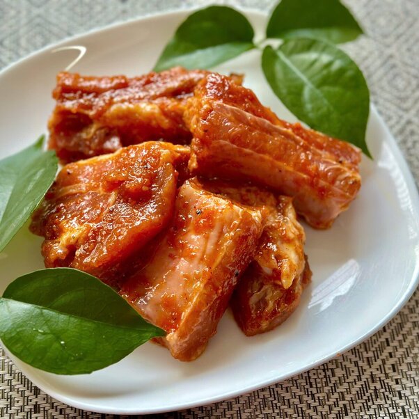 Sườn cọng ướp nướng