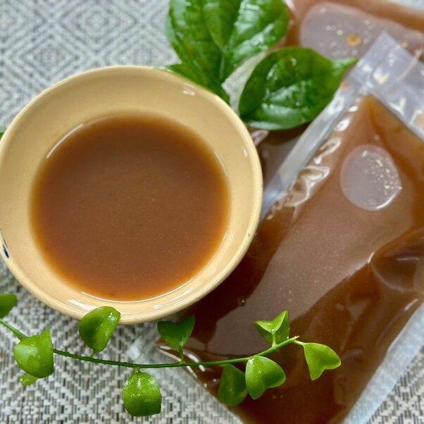 Nước cốt canh chua (kèm tóp mỡ và tỏi phi)